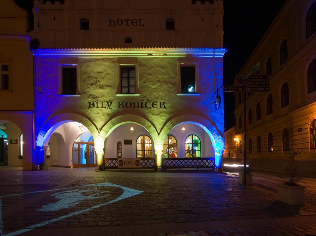 Hotel Bily Konicek Třeboň Eksteriør bilde