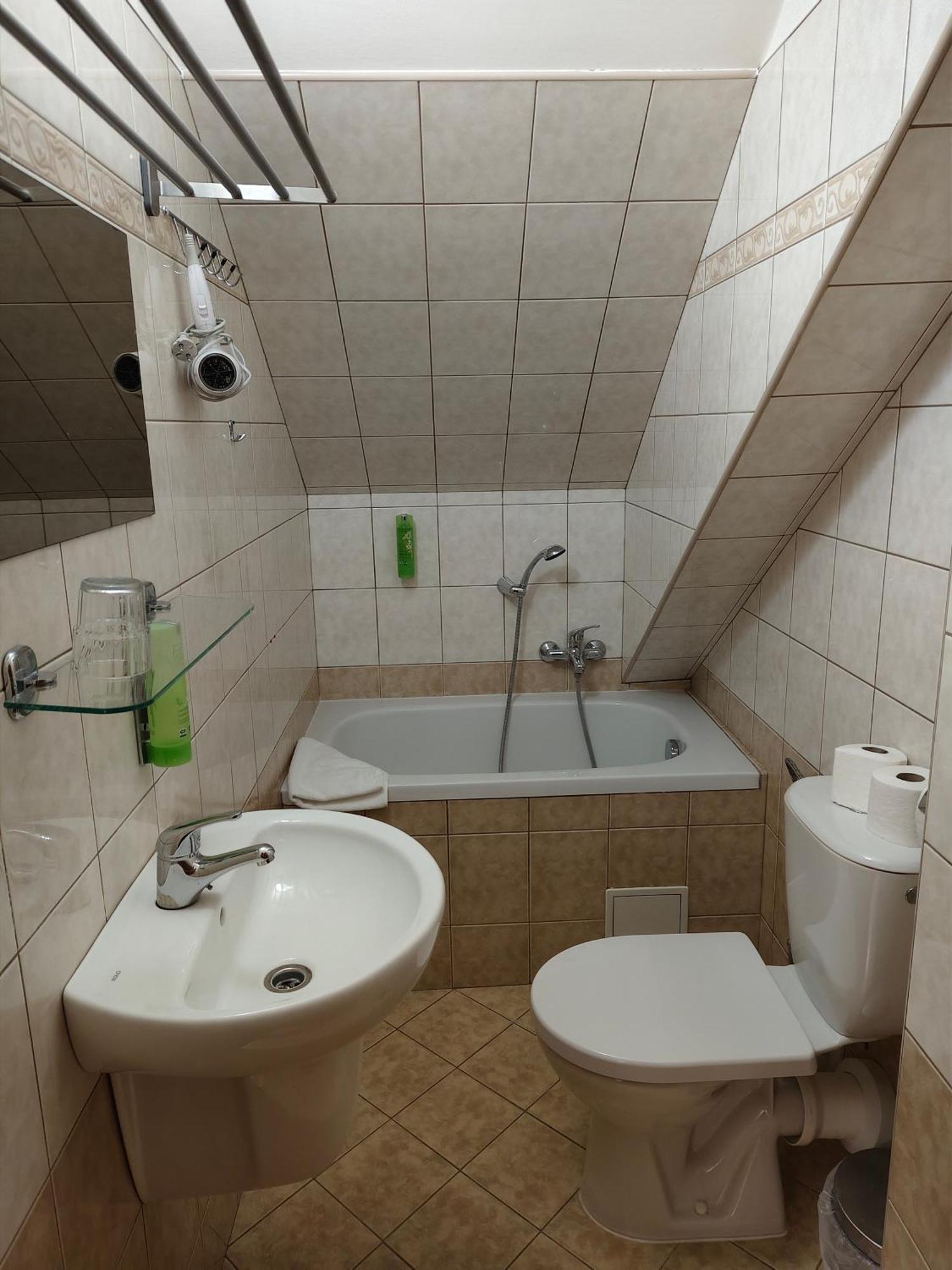 Hotel Bily Konicek Třeboň Eksteriør bilde
