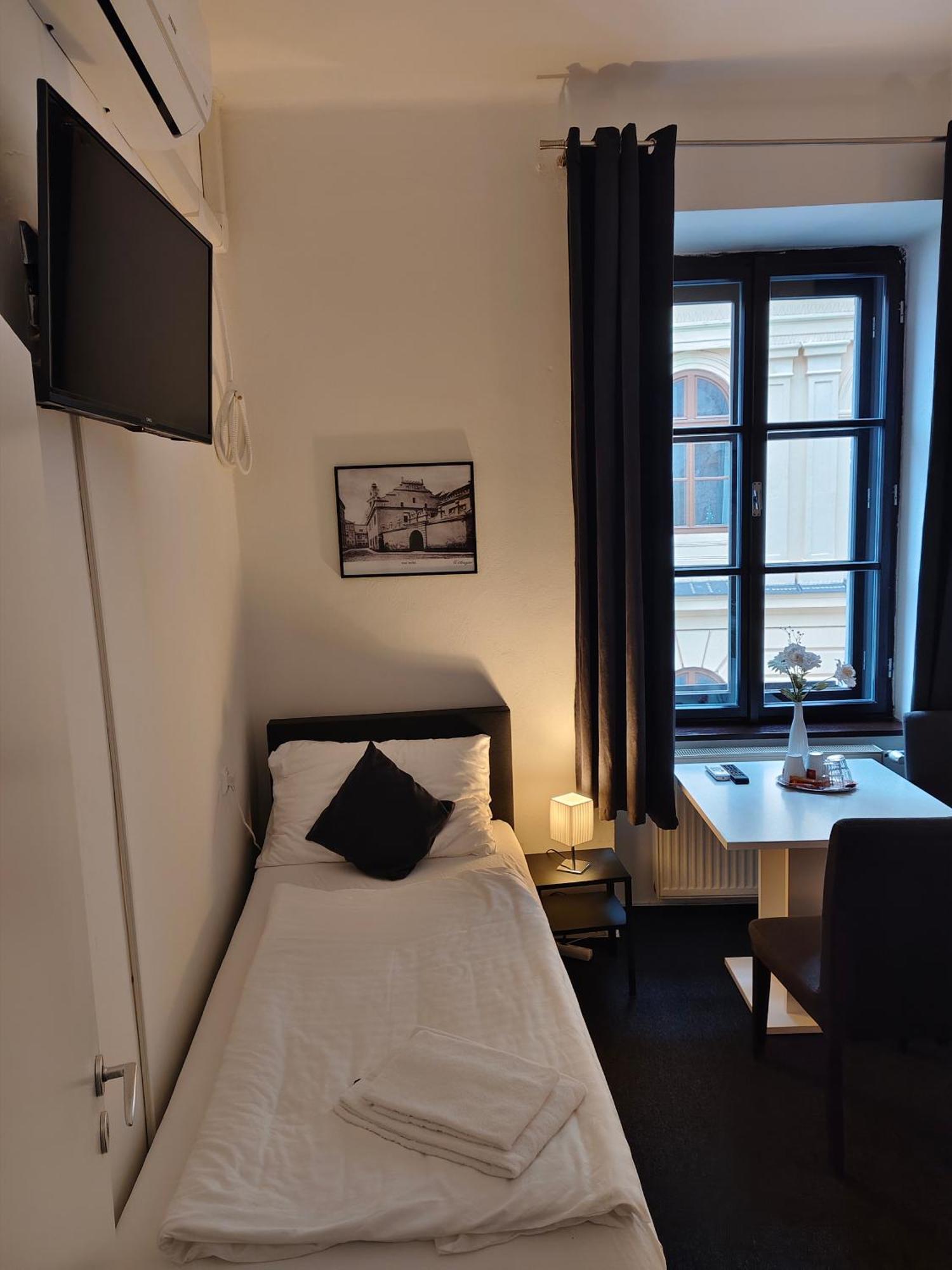 Hotel Bily Konicek Třeboň Eksteriør bilde