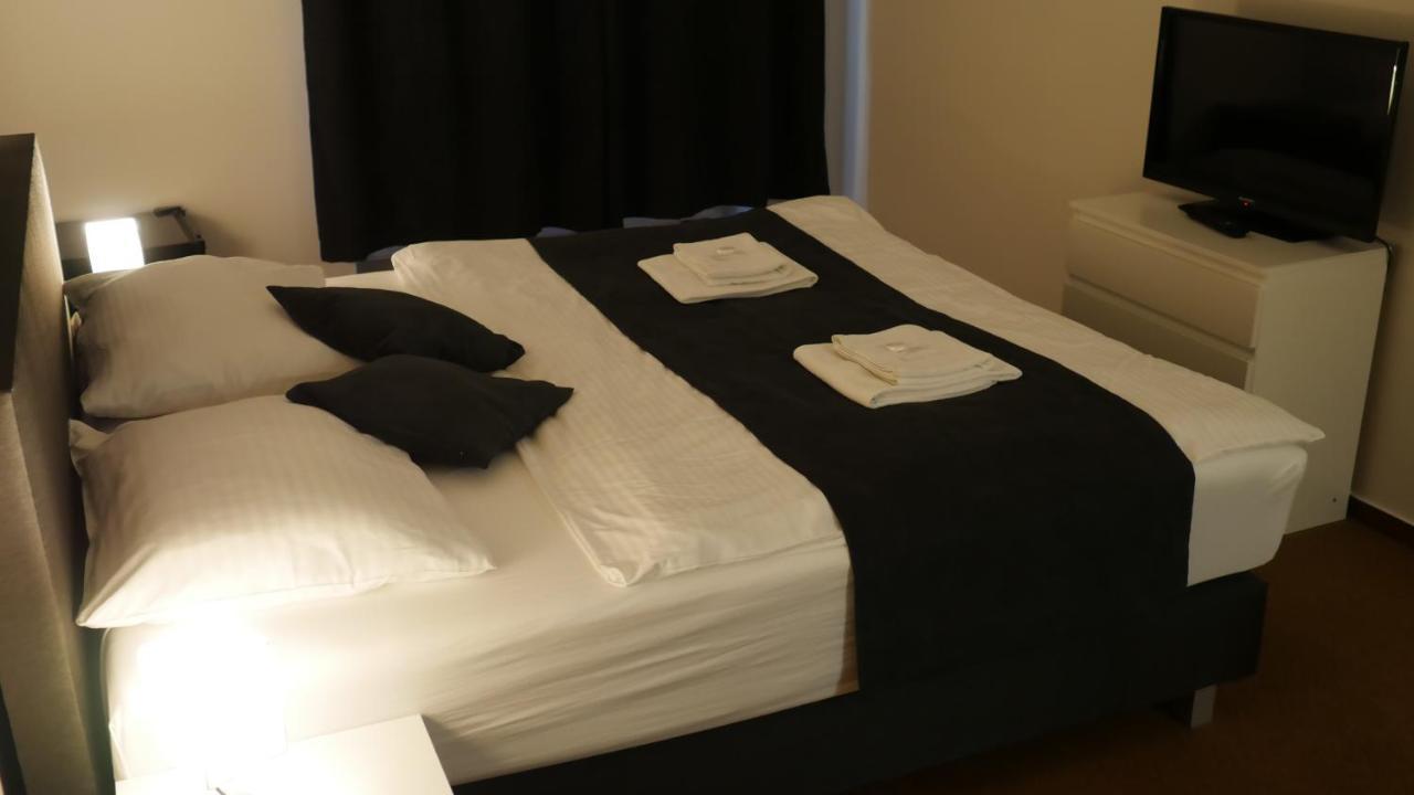 Hotel Bily Konicek Třeboň Eksteriør bilde