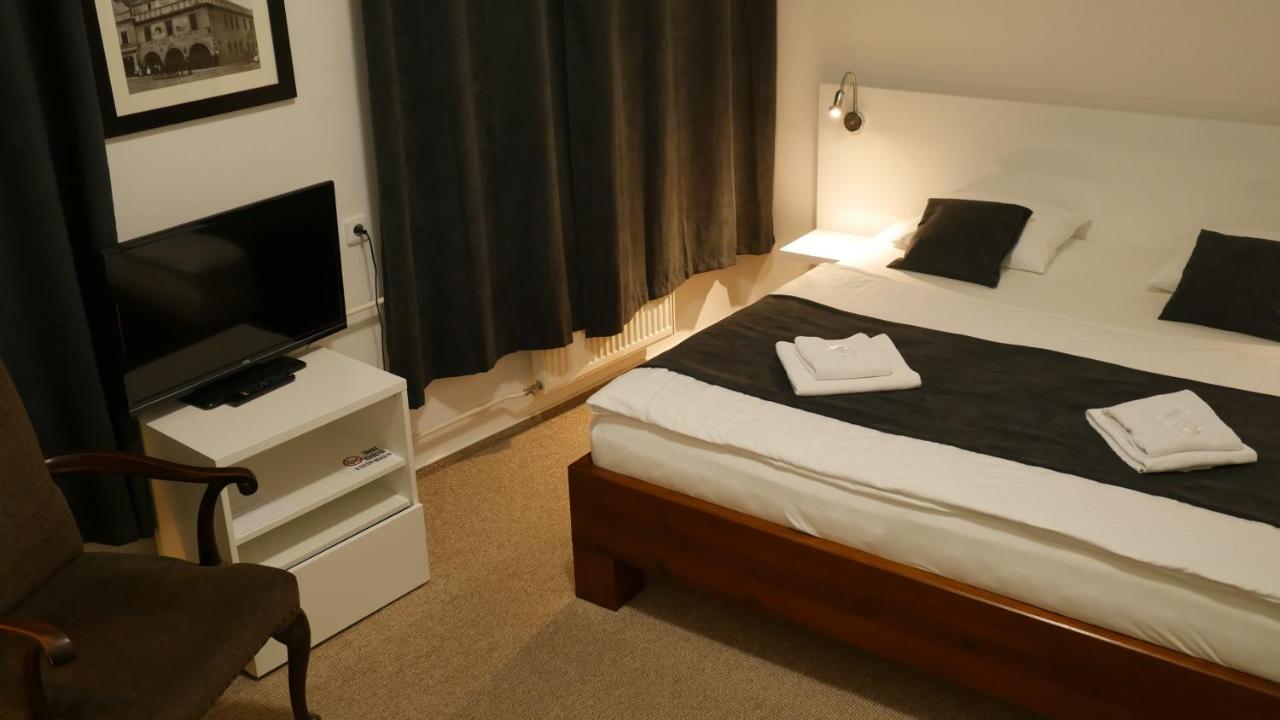 Hotel Bily Konicek Třeboň Eksteriør bilde