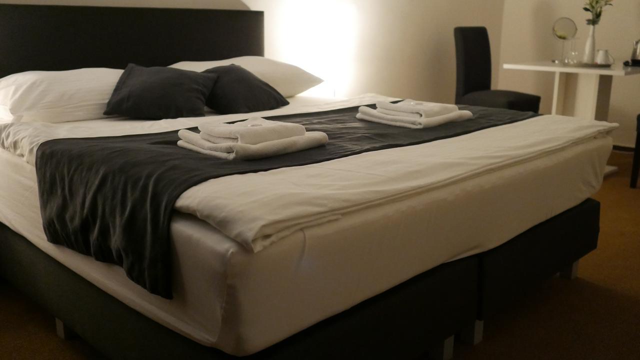 Hotel Bily Konicek Třeboň Eksteriør bilde
