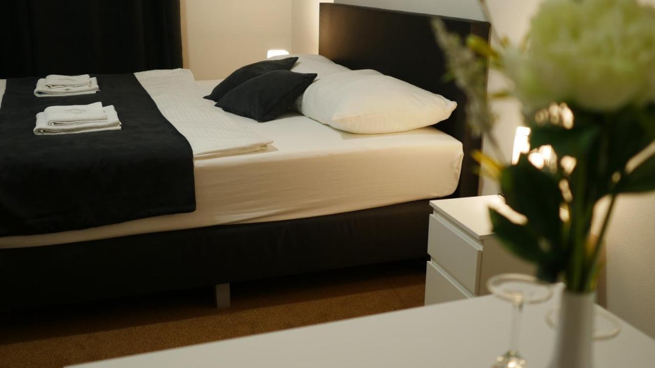 Hotel Bily Konicek Třeboň Eksteriør bilde