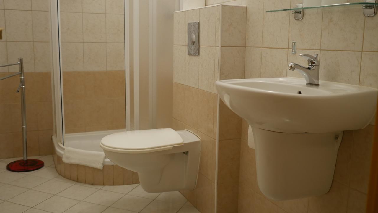 Hotel Bily Konicek Třeboň Eksteriør bilde
